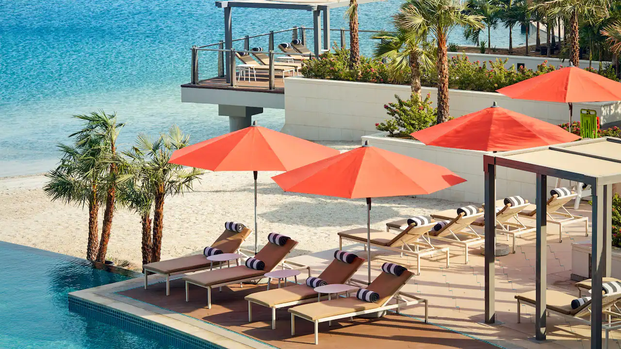 Grand Hyatt Abu Dhabi Hotel & Residences Emirates Pearl pool