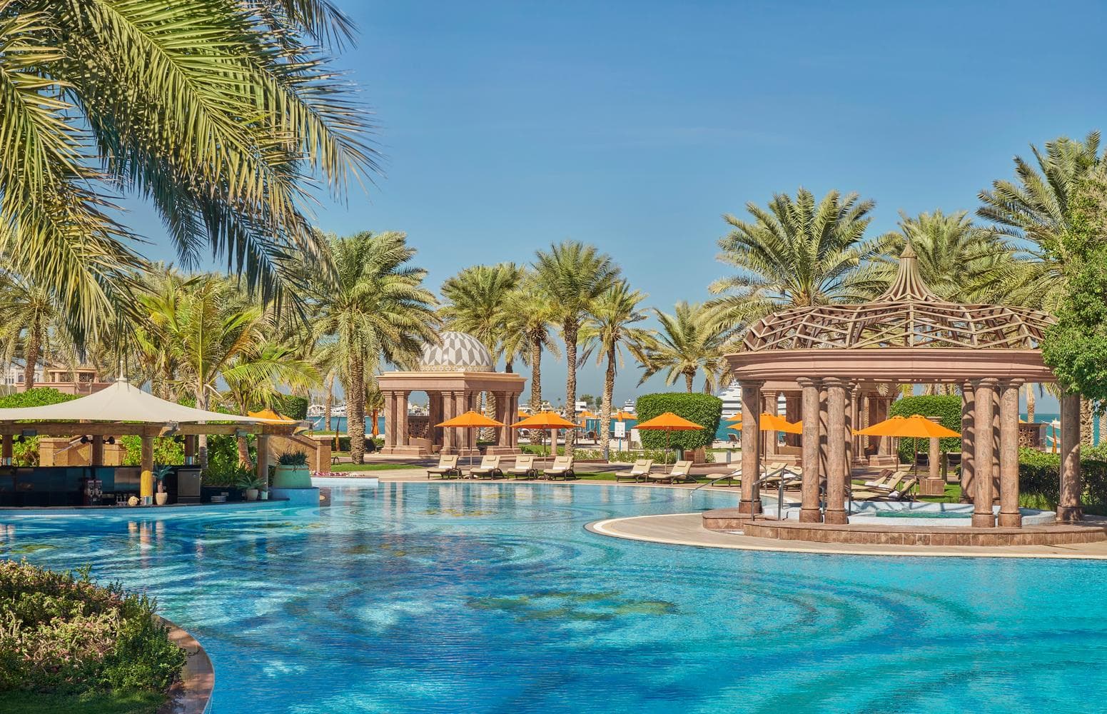 Emirates Palace Mandarin Oriental pool