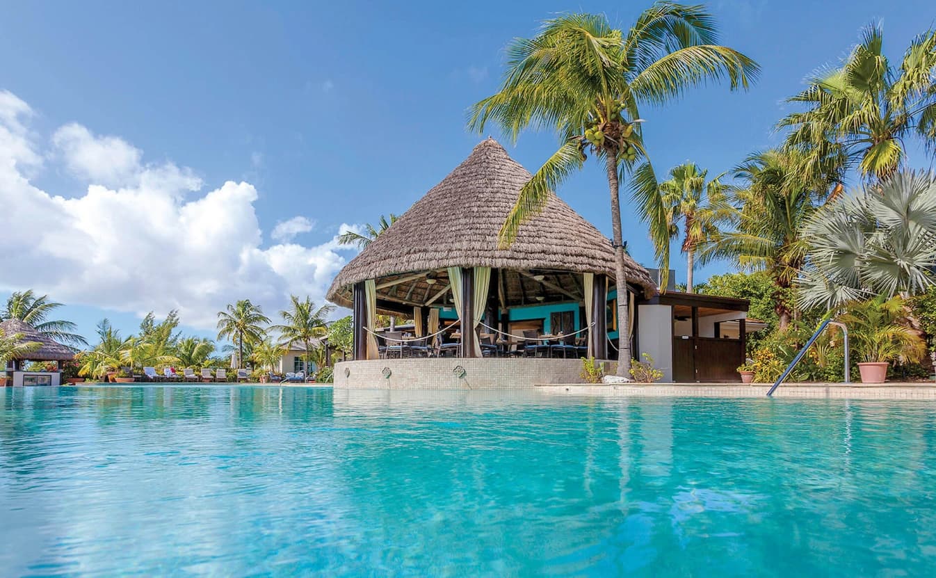Grand Isle Resort and Residences pool
