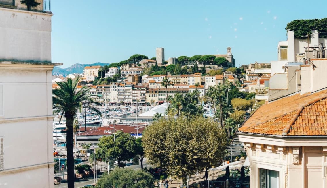 Five Seas Hotel Cannes pool