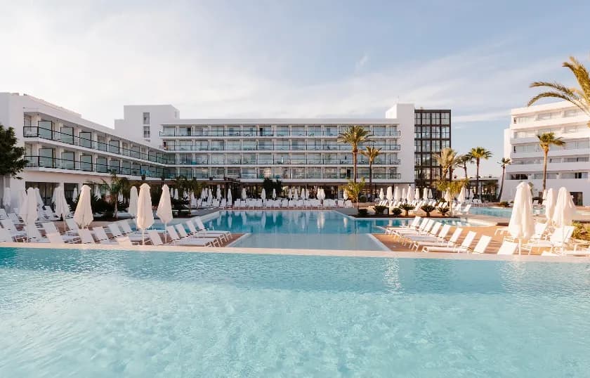 Alua Soul Ibiza pool