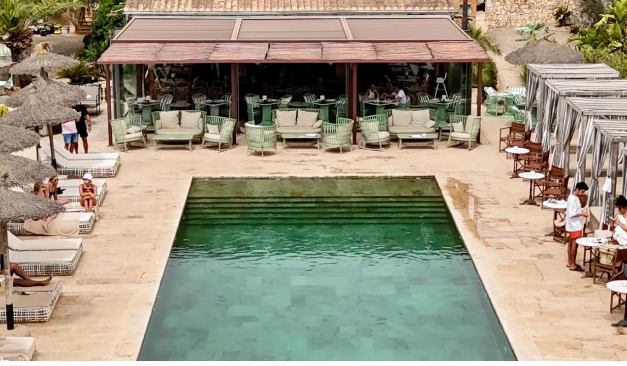 Finca Hotel Rural Es Turó pool