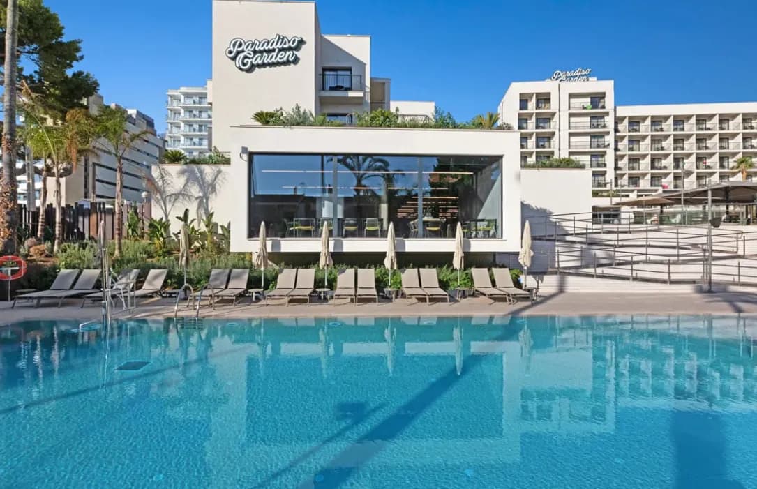 Paradiso Garden Hotel & Spa pool