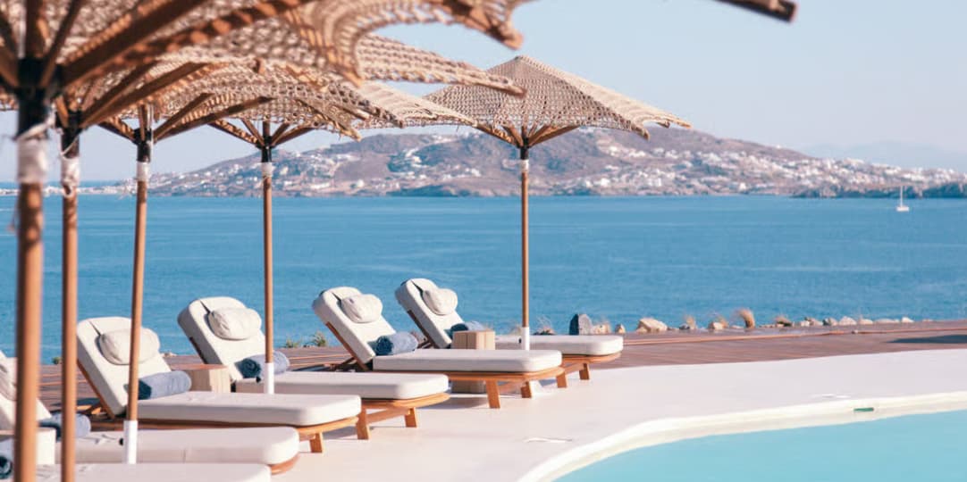 Destino Pacha Mykonos pool